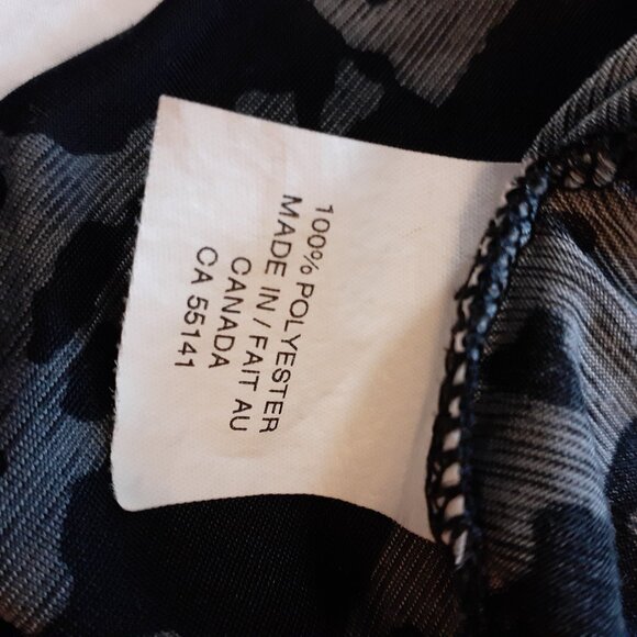 Jexy and Jax Open Jacket Grey and Black Size XS - Picture 6 of 6